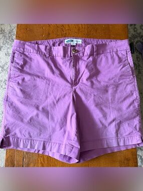 Old Navy Mid-Rise Chino Shorts